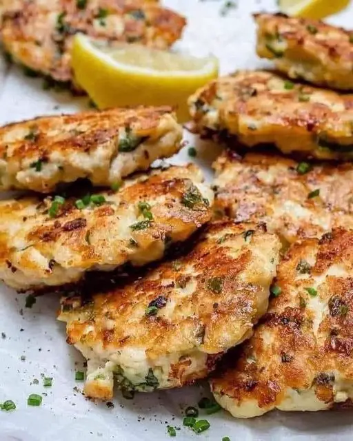 CHEESY CHICKEN FRITTERS