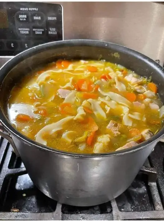 chicken noodle soup Recipes