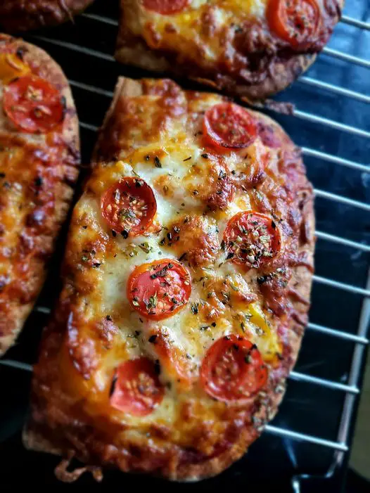 Air Fryer French Bread Pizza