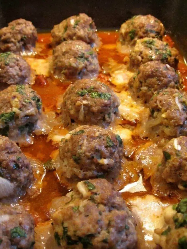 Baked Mozzarella Stuffed Meatballs Recipe