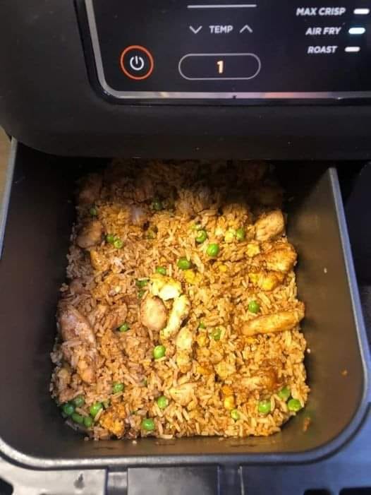 Air Fryer Fried Rice with Chicken and Veggies