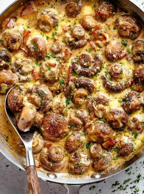 Creamy garlic mushrooms