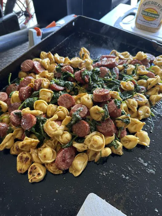Smoked sausage and spinach tortellini
