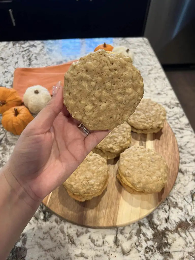 Discard oatmeal pumpkin cream sandwich cookies