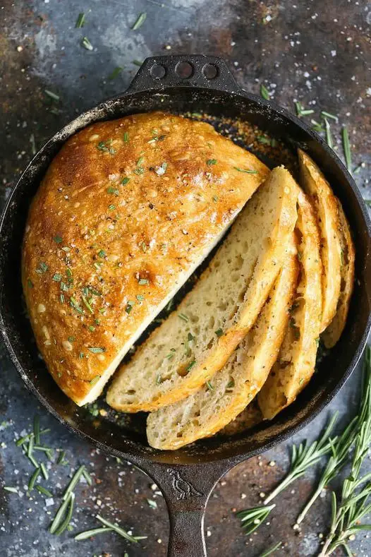 Cheesy garlic bread