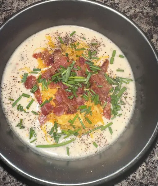 Jalapeno Popper Potato Soup