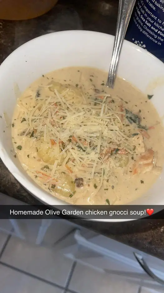 garden chicken gnocchi spinach soup