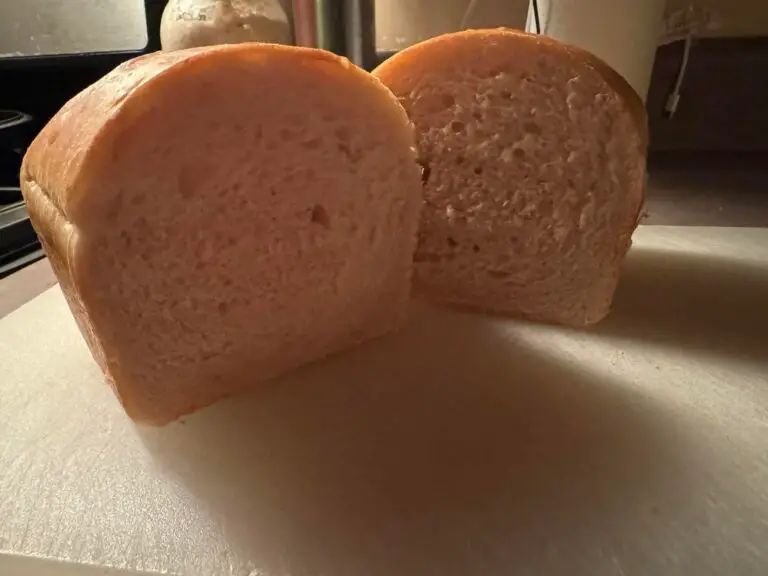 sourdough sandwich bread