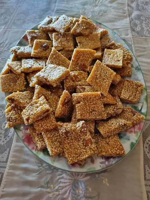 Butter and Crunchy Sesame Seeds