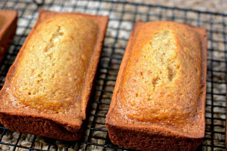 Applesauce Bread