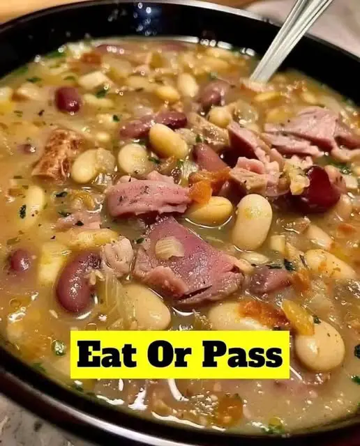Hearty Navy Bean and Ham Hock Soup