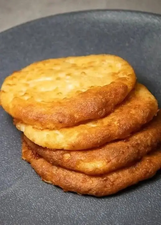 Zero-Carb Carnivore Cheese Buns