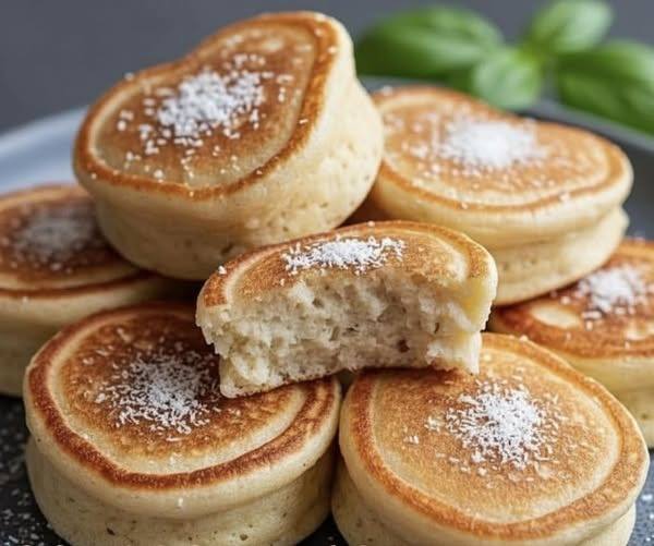Cottage Cheese Banana Oat Protein Pancake Bites