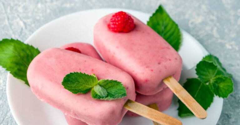 Berry Coconut Frozen Ice Cream