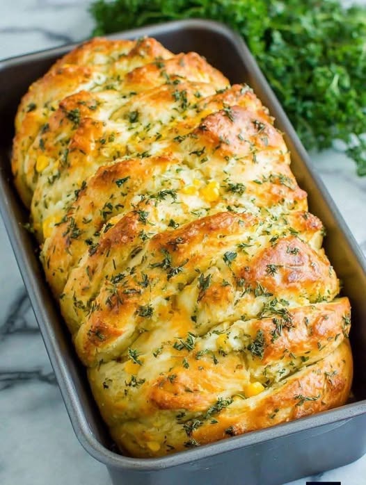 Cheesy Corn Pull-Apart Bread