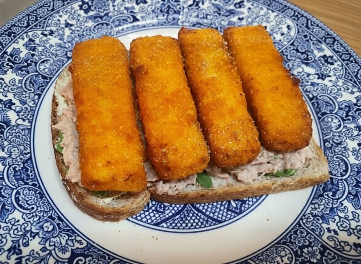 Double Fish Sandwich