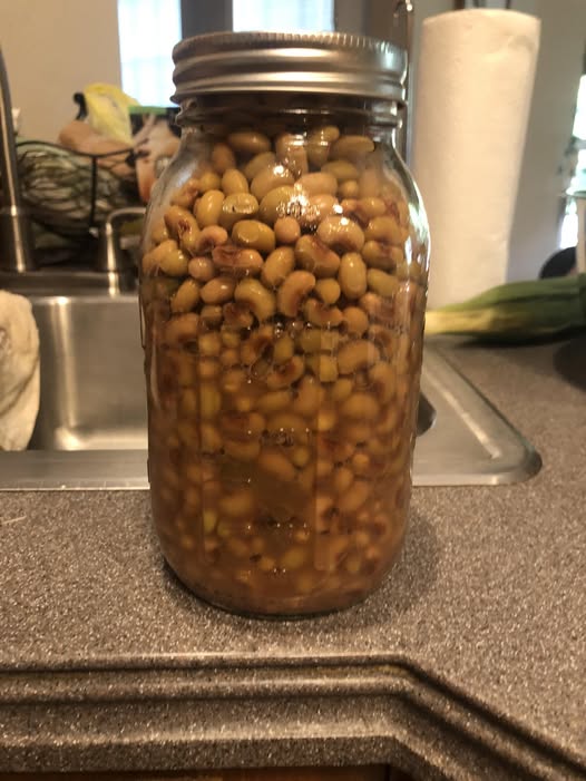 purple hull peas